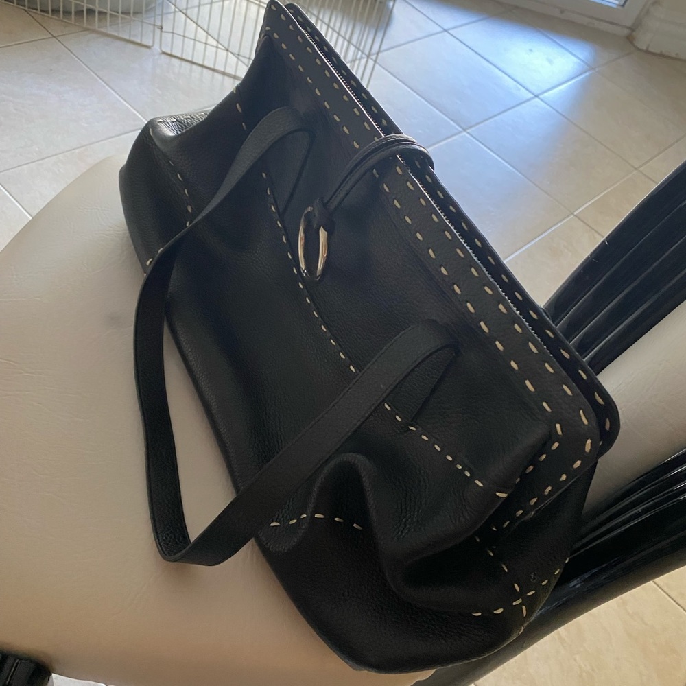 BCBGMAXAZRIA black purse, new with tags